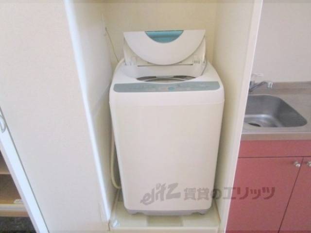 洗濯機置場　洗濯機