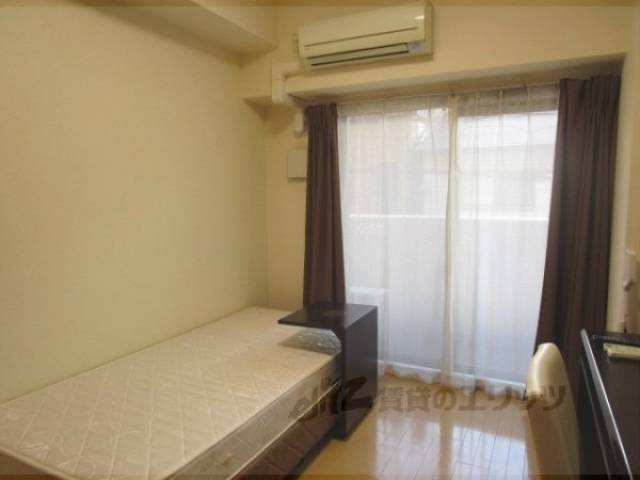 洋室　家具付きプラン