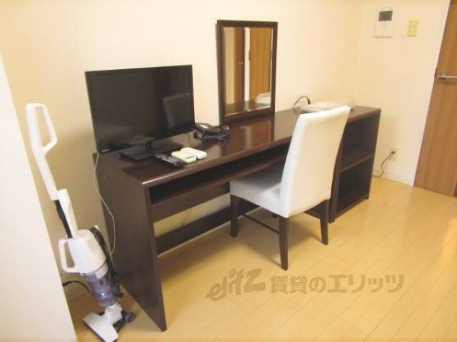 洋室　家具付きプラン