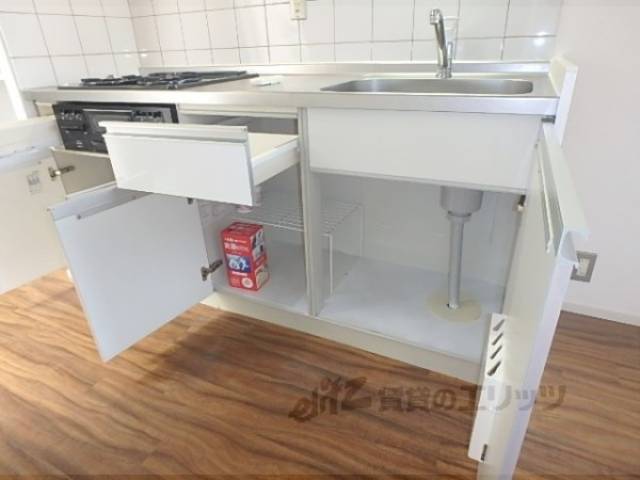 キッチン　収納