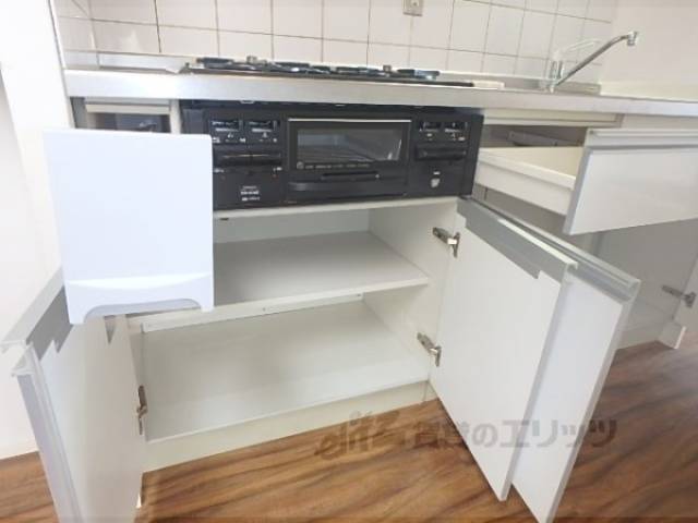 キッチン　収納