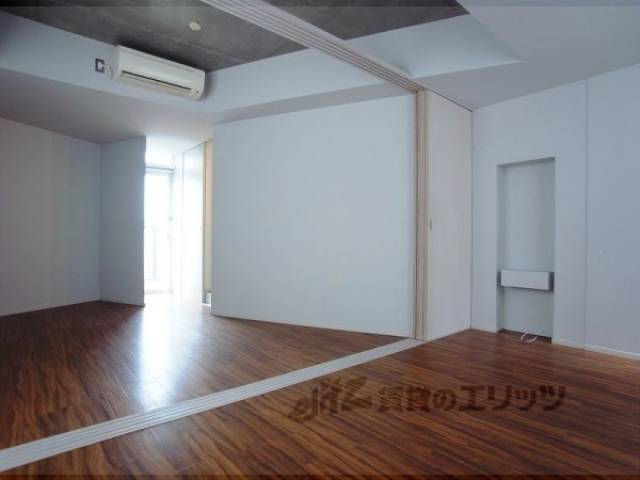 リビング　ダイニング