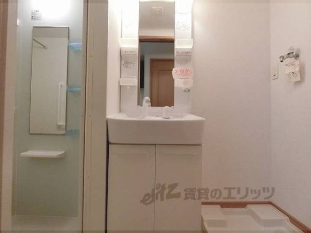 洗面所　独立洗面台