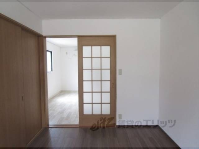 洋室　6帖