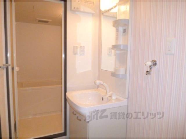 ユニットバス　デザインクロスがかわいい!!