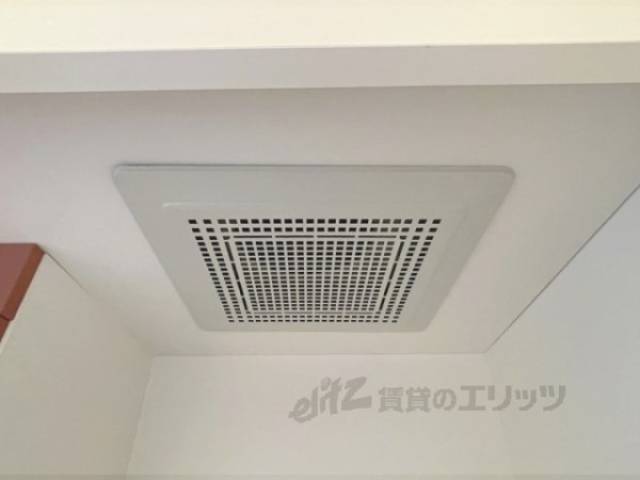 キッチン　換気扇