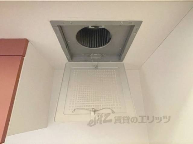 キッチン　換気扇