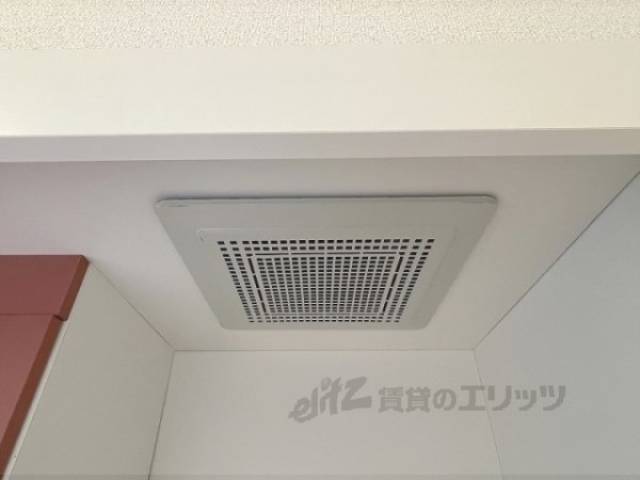 キッチン　換気扇