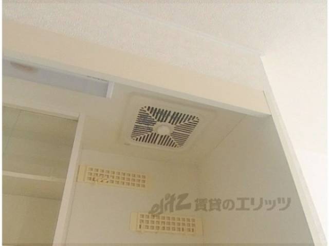 キッチン　換気扇