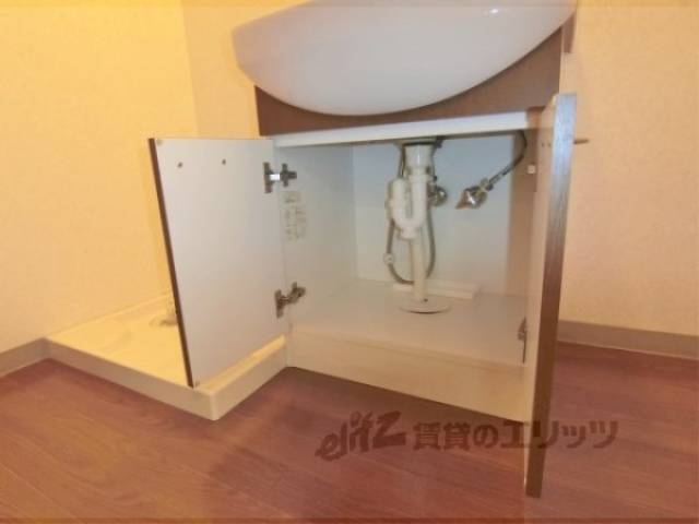 洗面所　収納棚