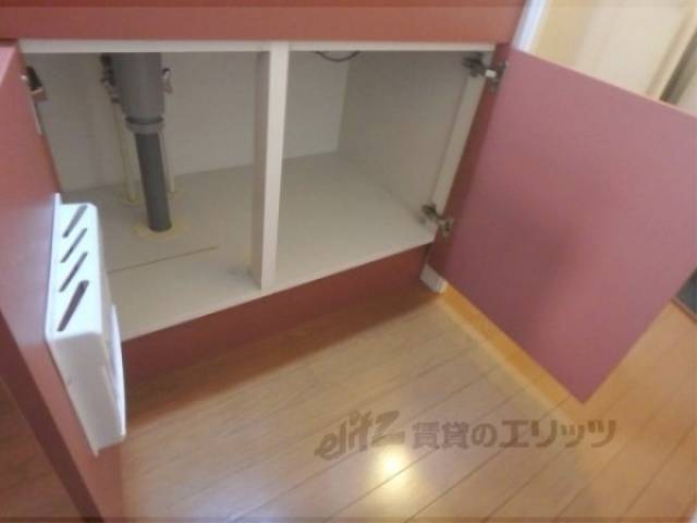 キッチン　キッチン下部収納