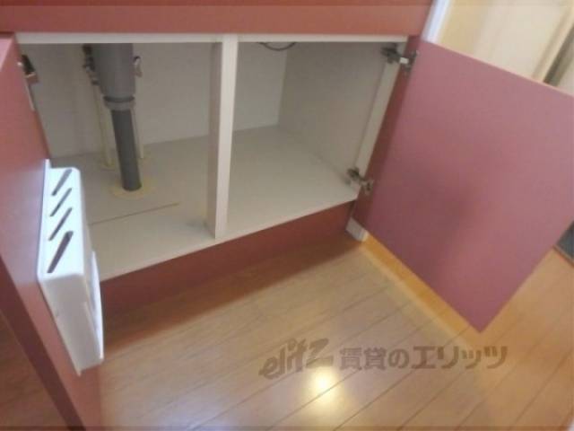 キッチン　キッチン下部収納