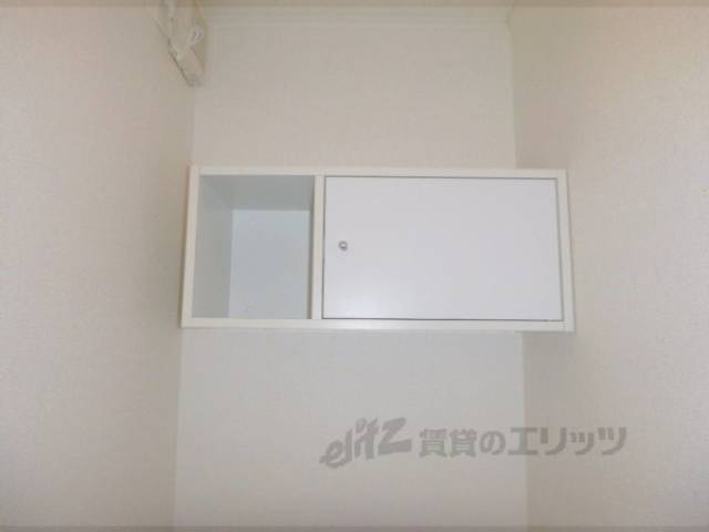 収納　トイレ上収納