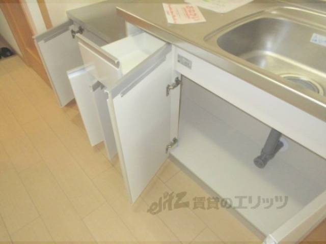 キッチン　収納