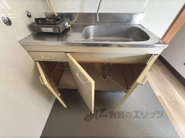 キッチン　キッチン下部収納