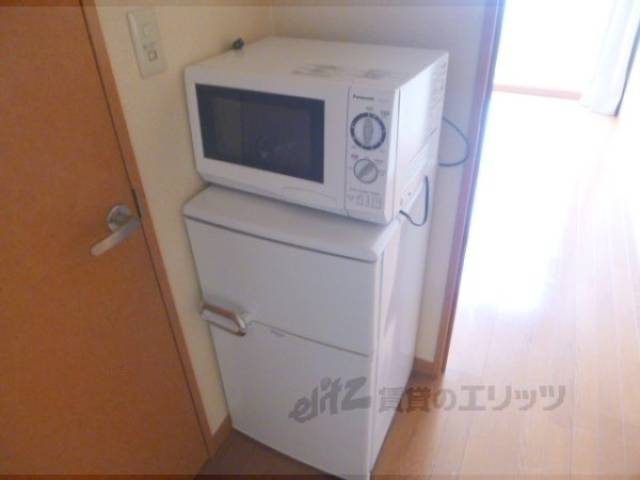 冷蔵庫、電子レンジ