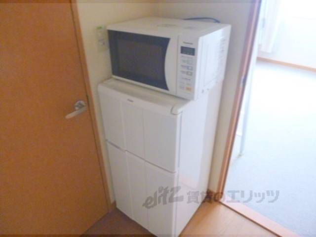 冷蔵庫、電子レンジ