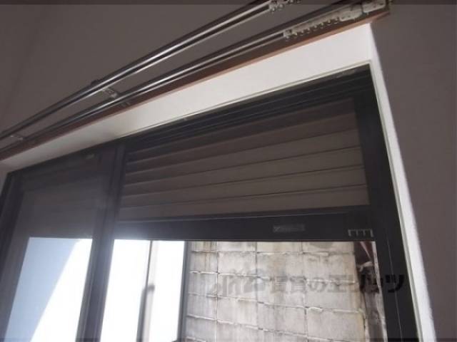 シャッター付き