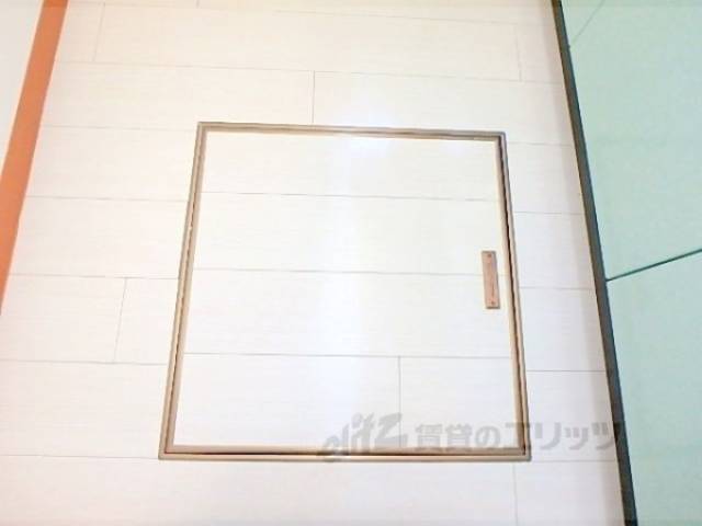 収納　床下収納