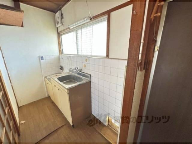 冷蔵庫置場
