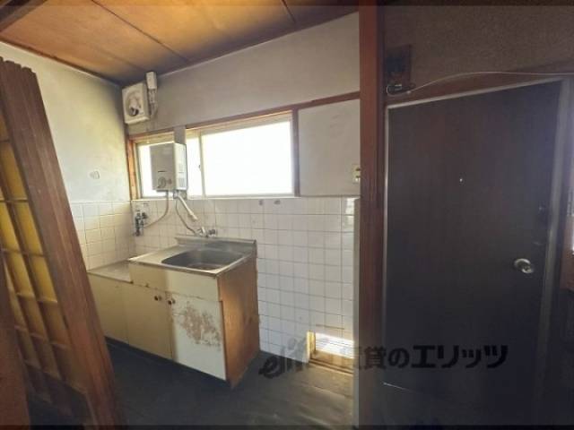 冷蔵庫置場