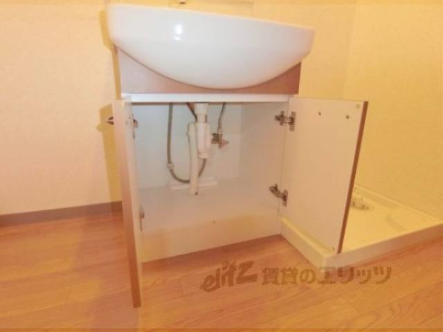 洗面所　収納棚