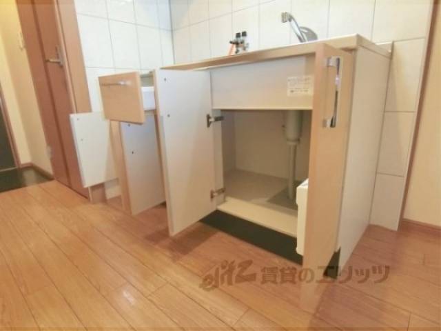 キッチン　下段収納