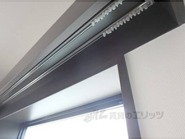 カーテンレール