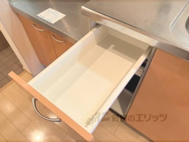 キッチン　収納