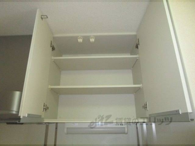 キッチン　収納