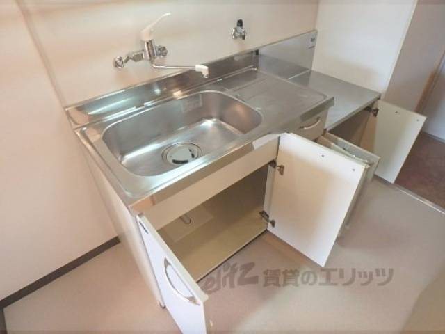 キッチン　収納