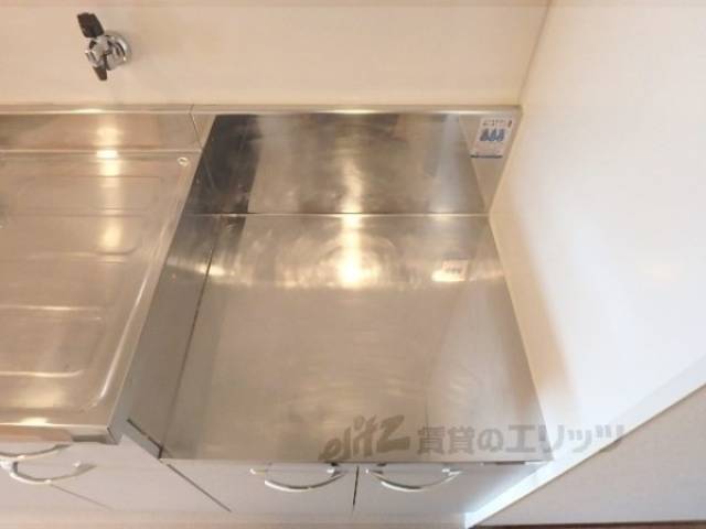 キッチン　コンロ置き場