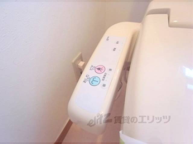 トイレ　洗浄機能付