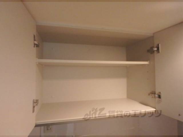 キッチン　キッチン上部棚