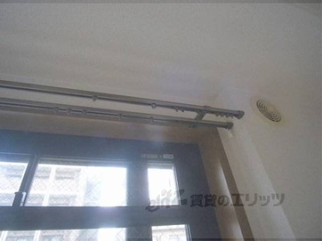 カーテンレール