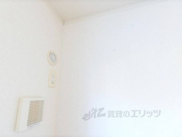 洋室　エアコン設置位置