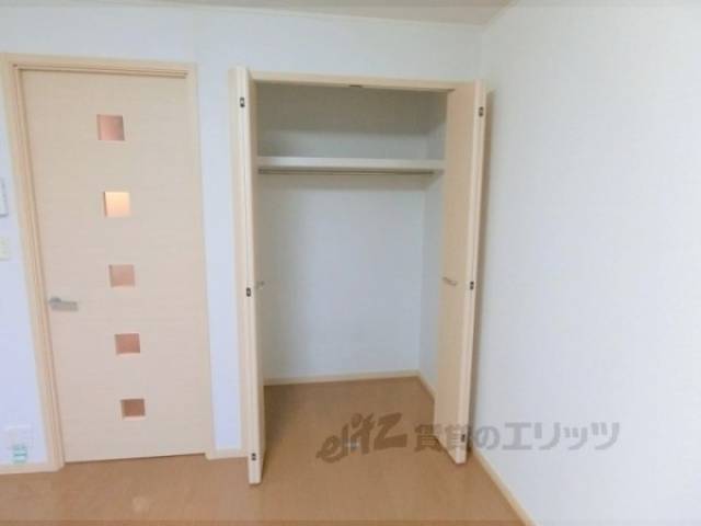 収納　エアコン