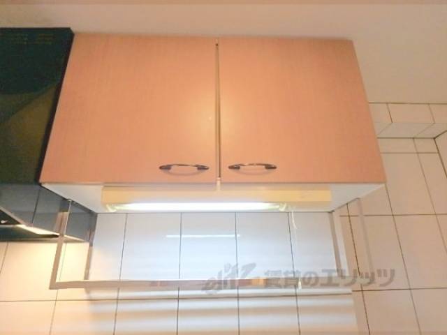 キッチン　キッチン上収納