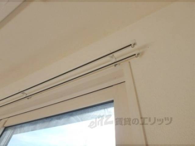 カーテンレール