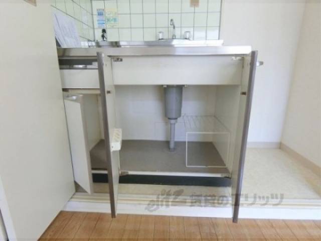 キッチン　下部収納