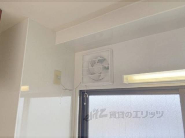 キッチン　換気扇