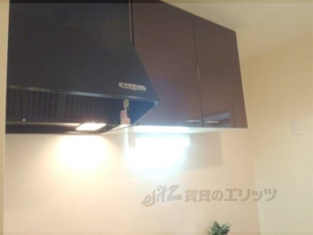 キッチン　収納あり
