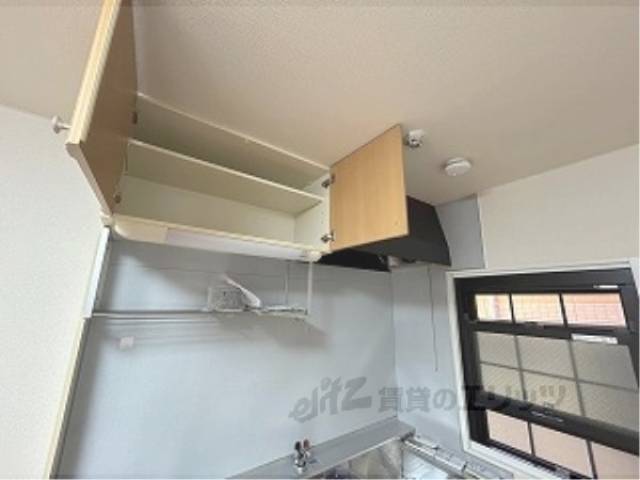 キッチン　キッチン上部収納