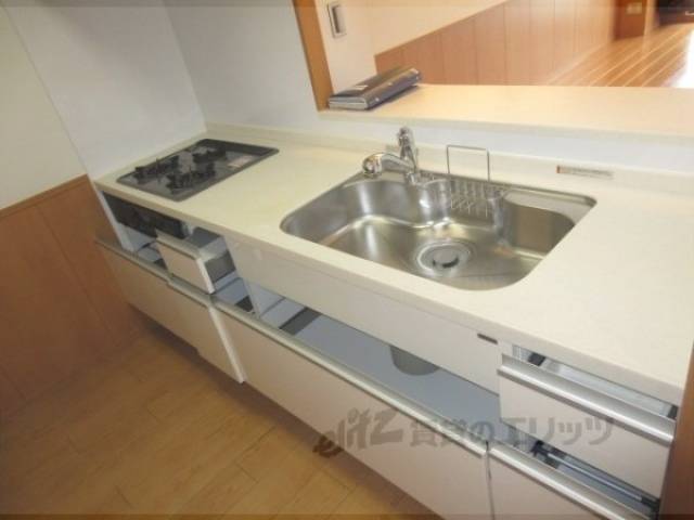 キッチン　収納