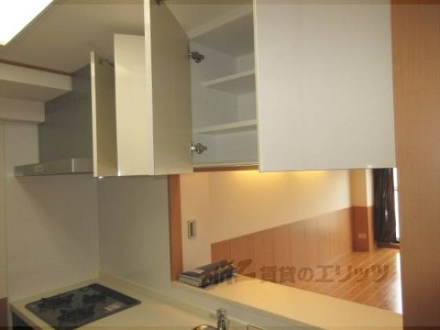 キッチン　収納