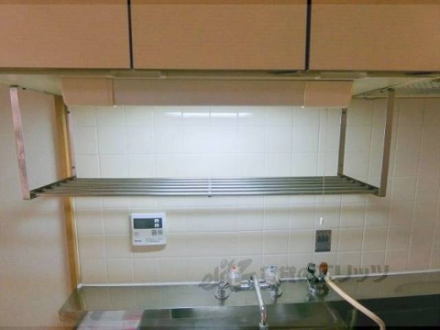 キッチン　上部収納