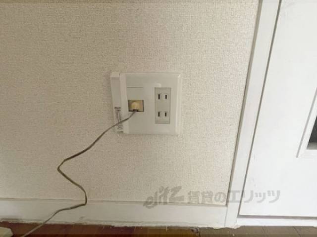 インターネット差込口