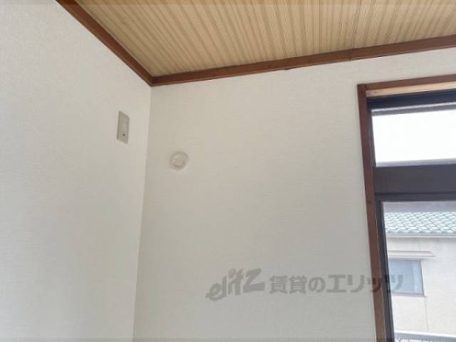 エアコン　設置位置