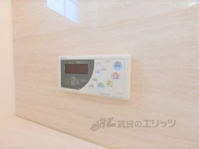 風呂　給湯器リモコン