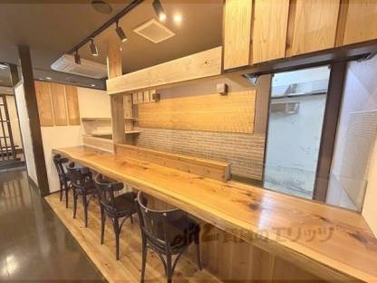 店舗内
